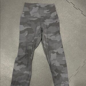 Lululemon Athletica Gray Camouflage Leggings